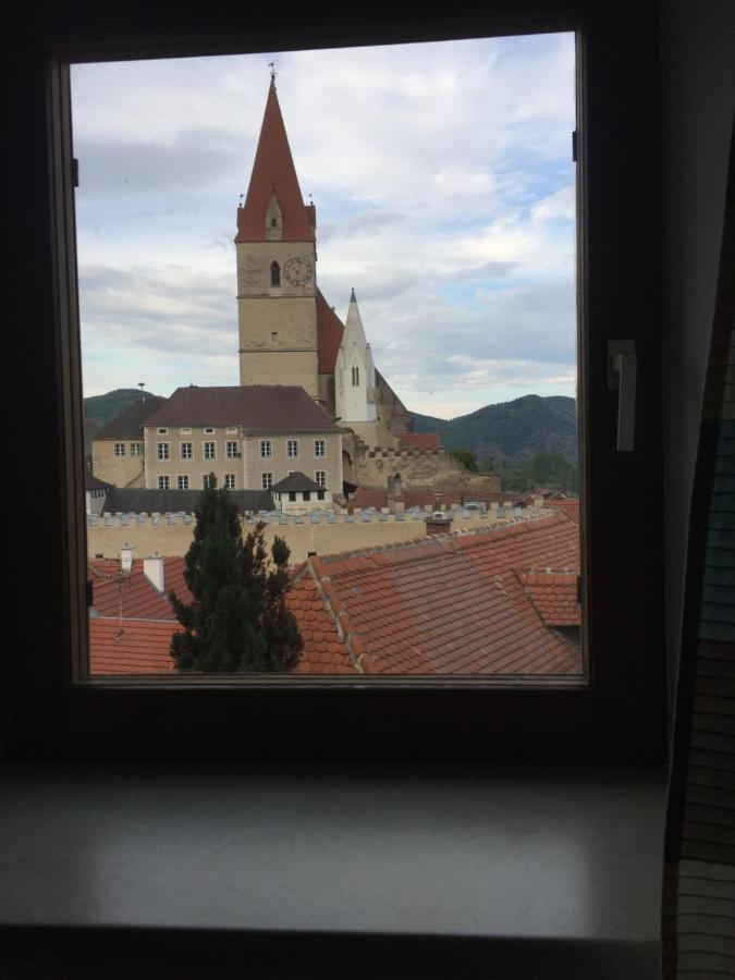 Kirchenblick Weissenkirchen in der Wachau